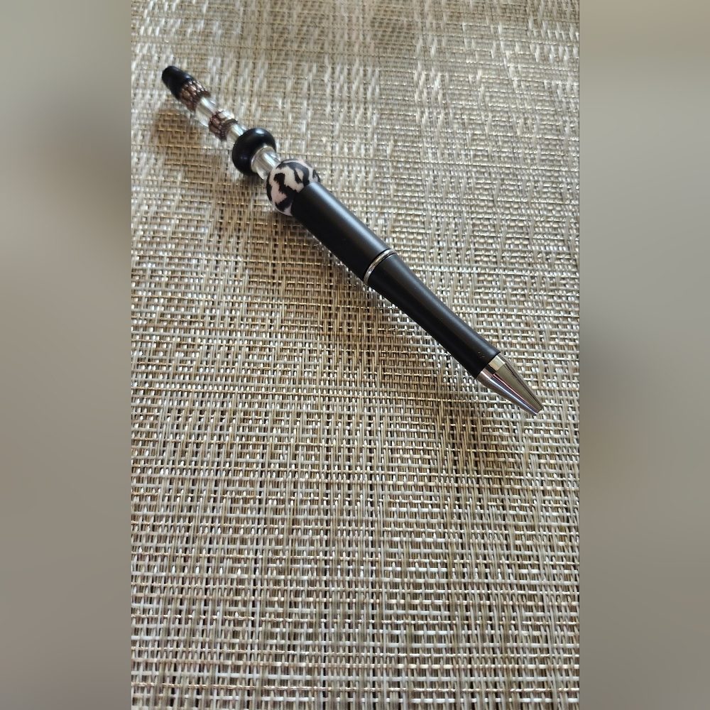 Hand Crafted Black and Silver Pen